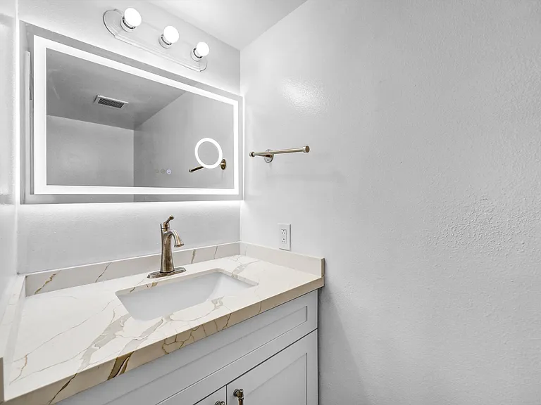 6236 Rosemead Blvd #D — Photo 12