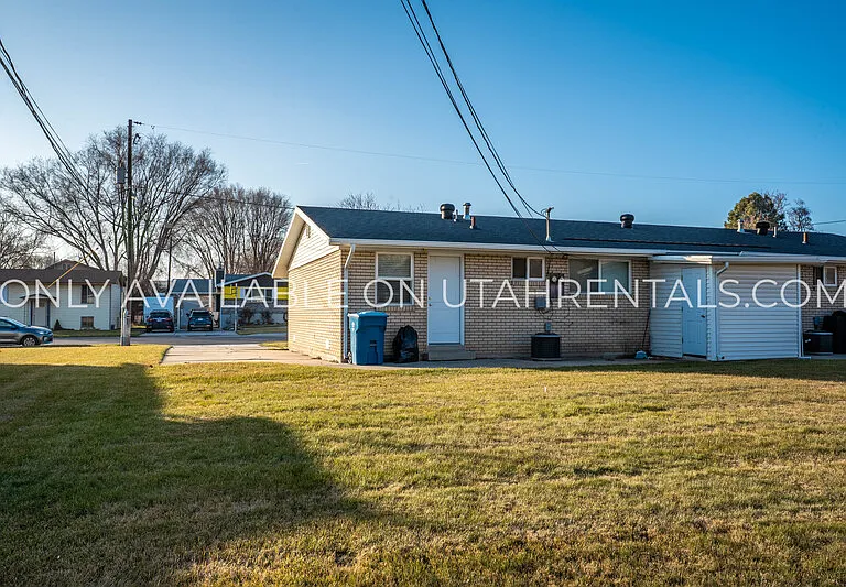 479 S 200th St E — Photo 4