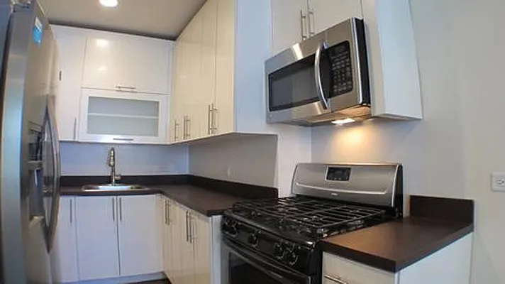 Rented by Keller Williams NYC | media 13