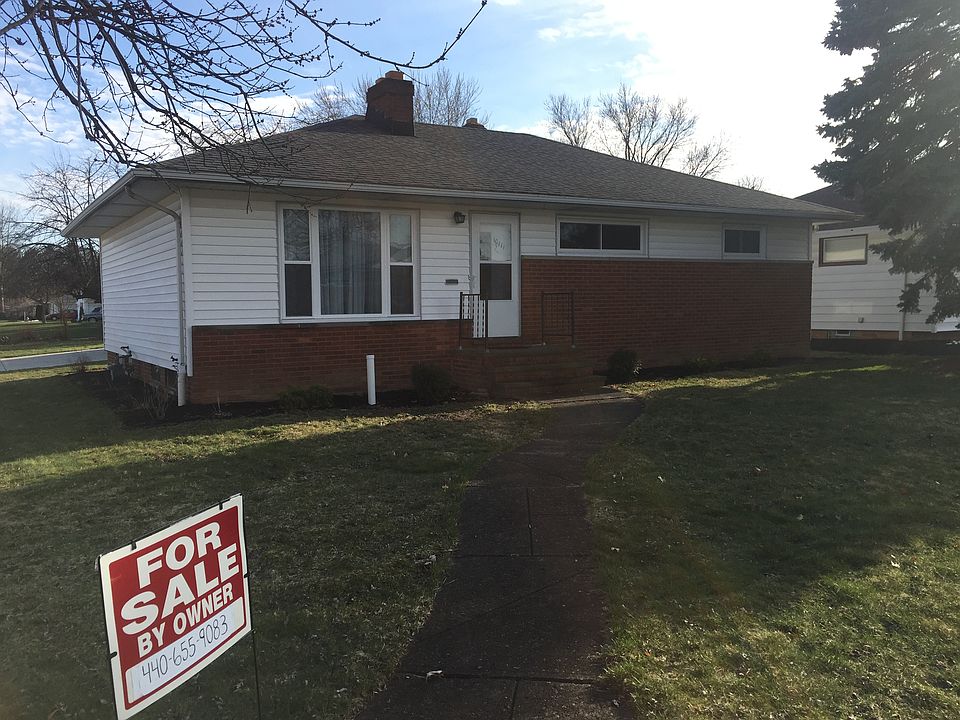 1st image of 10111 Moore Dr