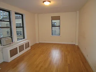 Rented by Rita S Citrin, LREB