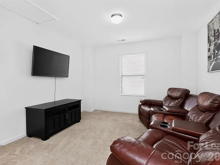 2038 Eddie Massey Ln — Photo 27