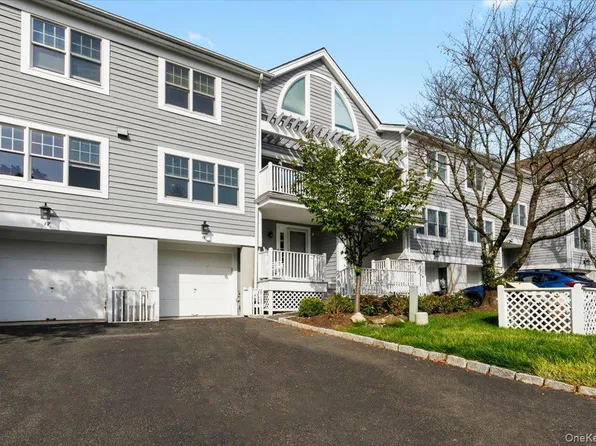 15 Brookridge Court, Rye Brook, NY 10573