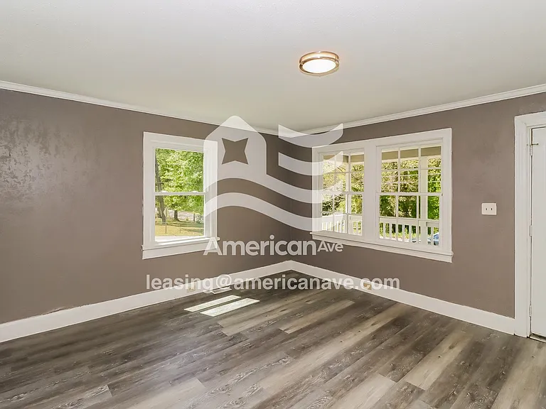 17635_004_living_room_13691145.jpg