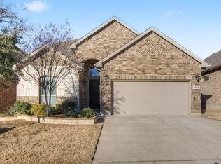 9913 Tule Lake Rd, Fort Worth, TX 76177