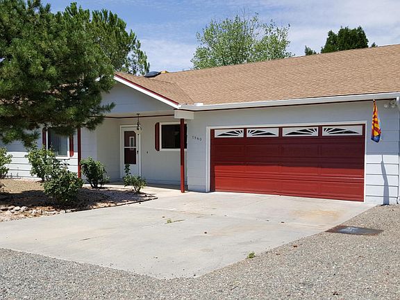 2nd image of 7860 E Larkspur Ln