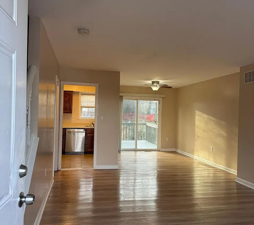 4104 Fairhaven Ave