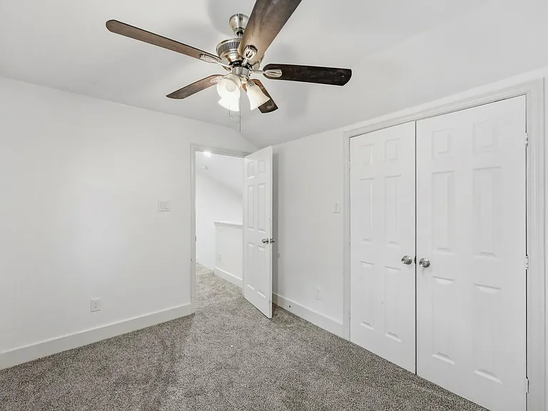 1501 Maiden Ln — Photo 22