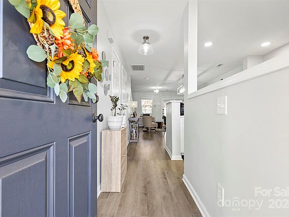 4th image of 134 Portestown Way