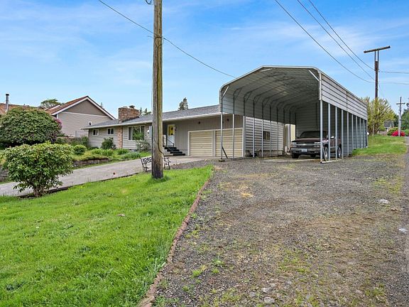 3rd image of 706 Bradford St