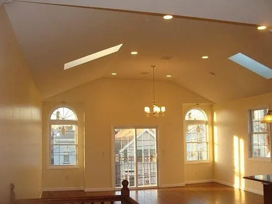 376 New York Ave #2 — Photo 2