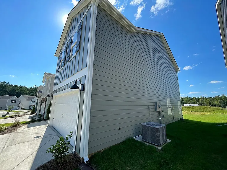 229 Chelsea Park Cir — Photo 11