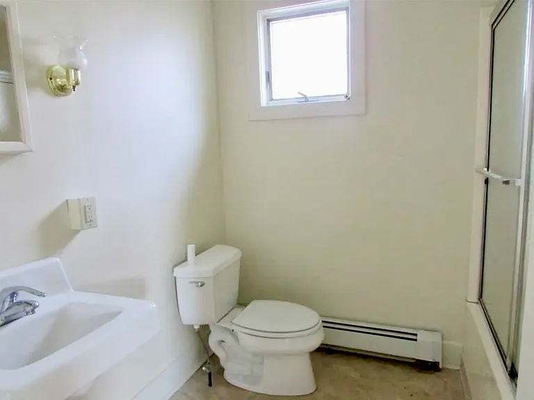 1204 Storrs Rd #2 — Photo 4