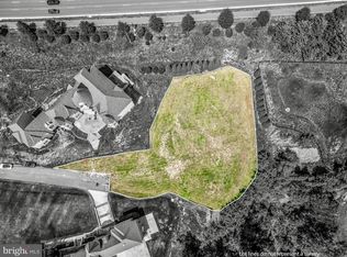 11703 Sugarland Rd, Herndon, VA 20170