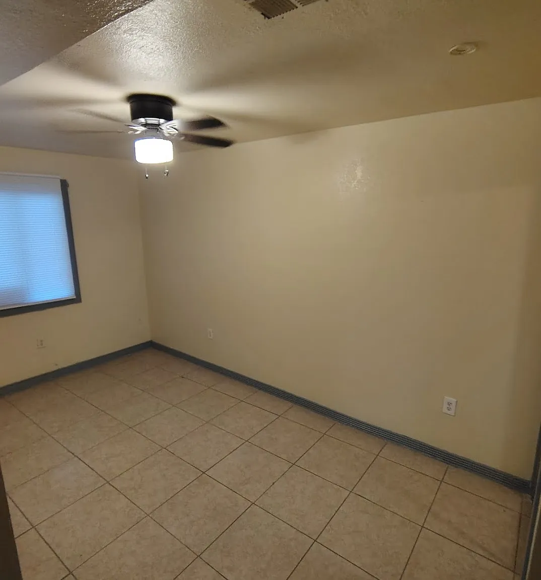 2 bed, 800 sqft, $1,650 — Photo 2