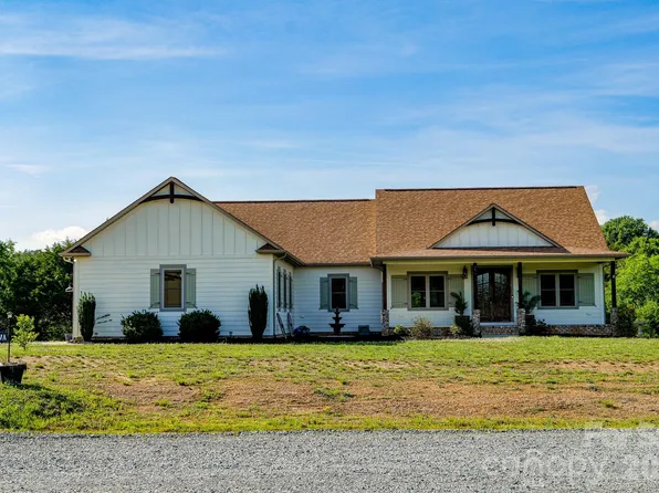 12041 Hazard Rd, Oakboro, NC 28129