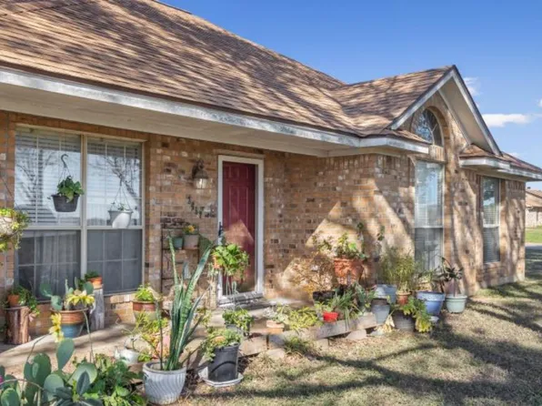 2697 Country Spring Rd, Lorena, TX 76655