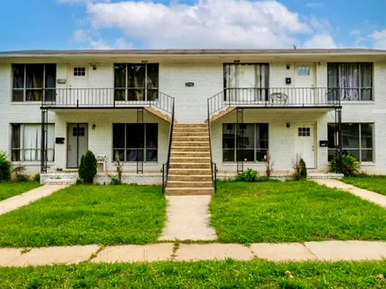 7728 Rugby Ave — Photo 1
