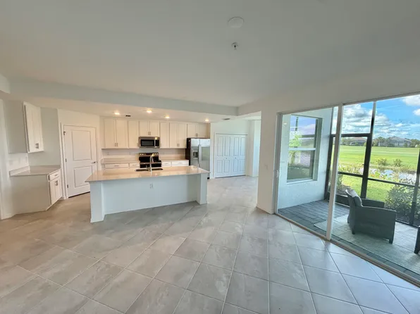 5422 Double Eagle Cir #2414, Ave Maria, FL 34142