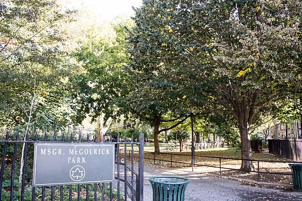 Rented by EXR | media 20