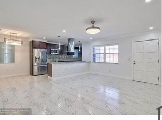 1389 W 33rd St, Riviera Beach, FL 33404