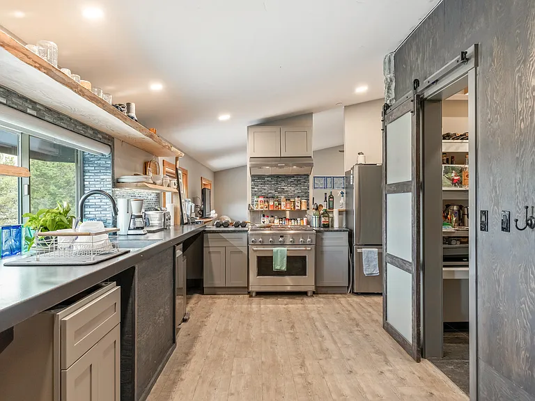 10242 SE Sundown Ln — Photo 9