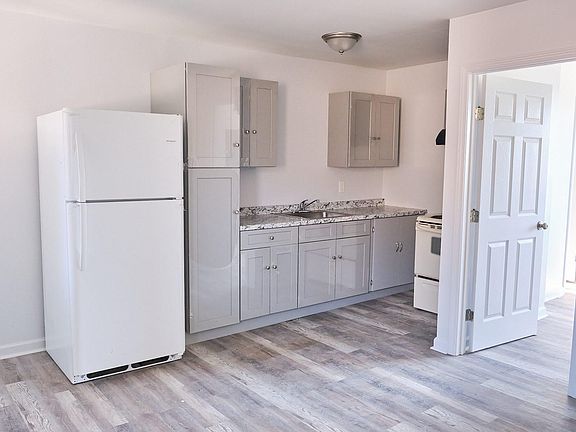 2nd image of 1017 Pailet Ave