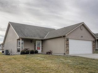 615 Porter Ridge Rd, Kearney, MO 64060