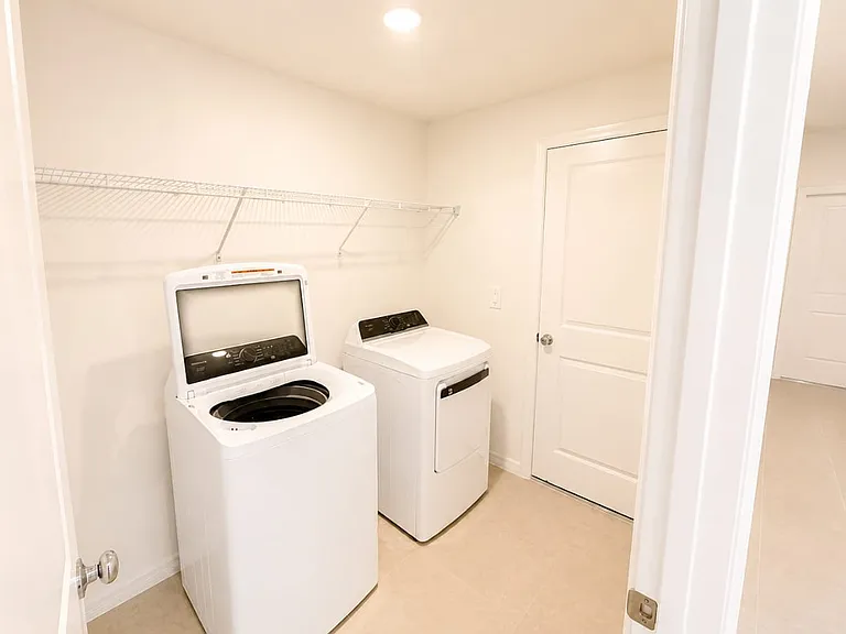 17240 Cantu Ct — Photo 23