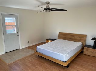 1115 Vista Way #B, Oceanside, CA 92054