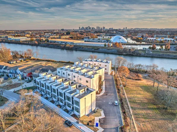 910 Youngs Ln #3, Nashville, TN 37207