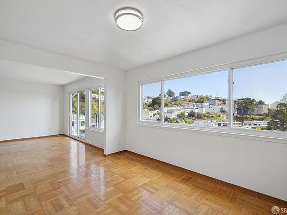 3rd image of 86 Stanford Heights Ave