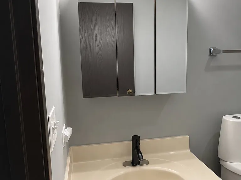 Villa Verde Dr — Photo 9
