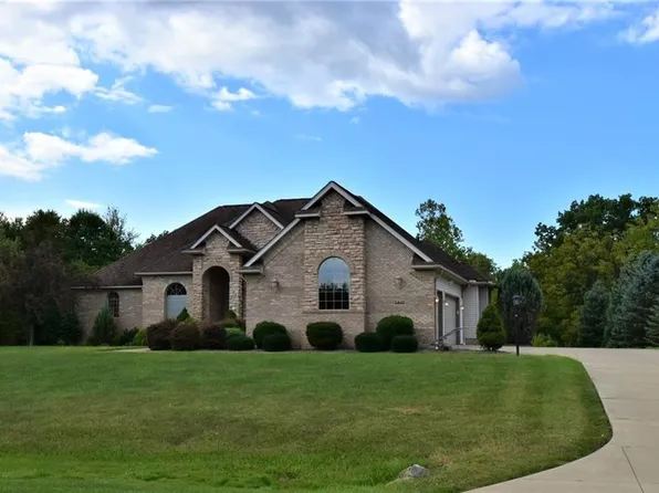 6440 Wooded View Dr, Hudson, OH 44236