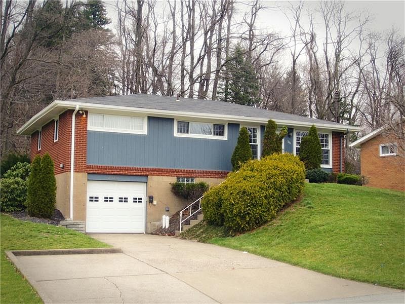 1st image of 700 Garden City Dr