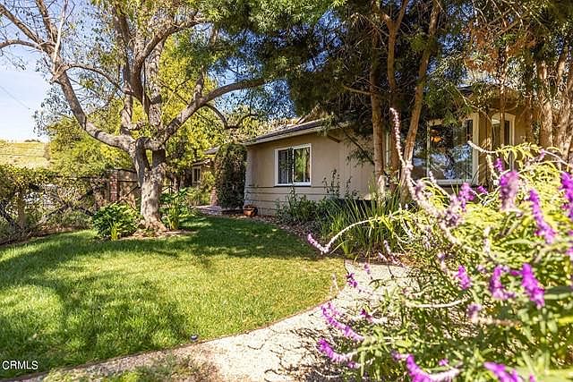 1st image of 1752 Country Dr