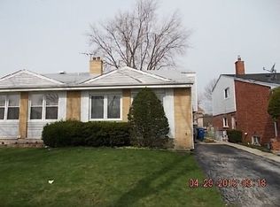 9230 Aspen Dr, Des Plaines, IL 60016