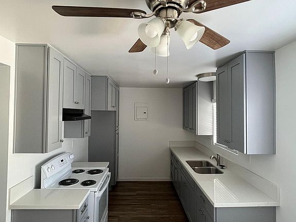 3rd image of 3113 Abbott St APT 2