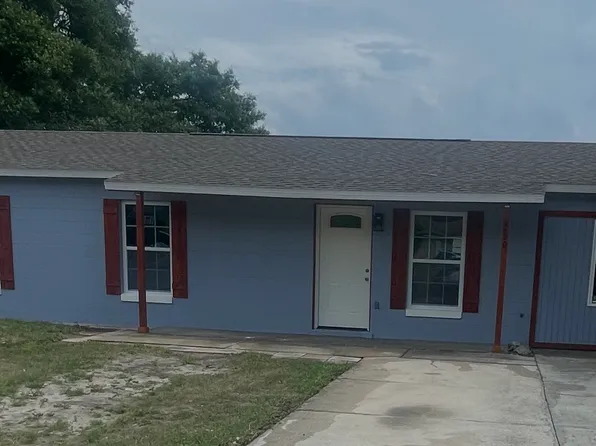 230 Grove St, Umatilla, FL 32784