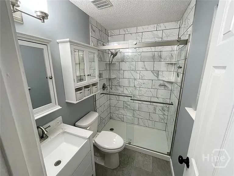 119 Mustang Dr — Photo 39