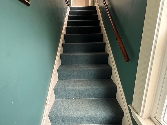 3rd image of 155 College Ave #2