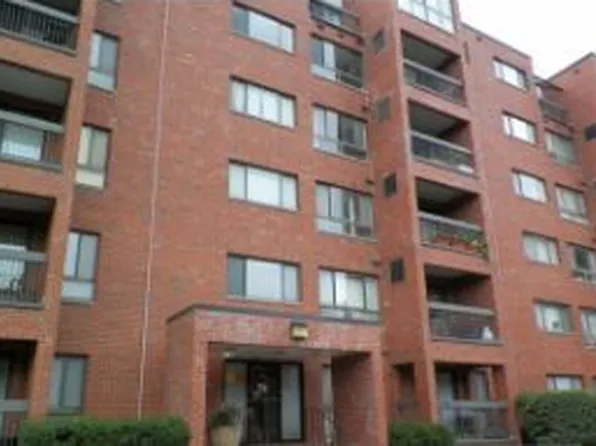 3700 Capri Ct APT 506, Glenview, IL 60025