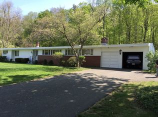 3 Duffield St, Wilbraham, MA 01095