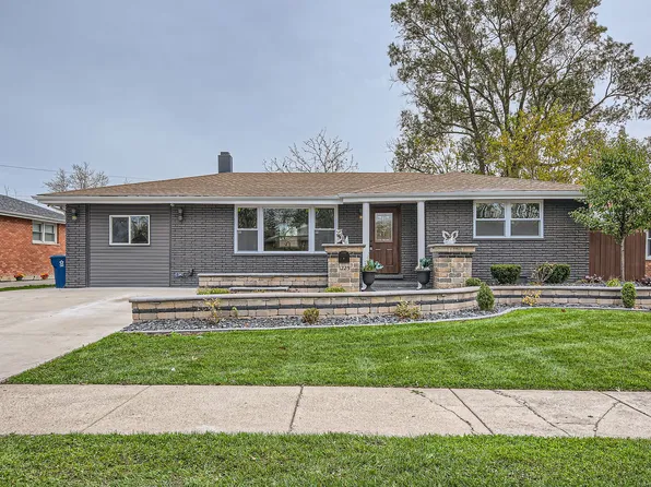 1225 Barbara Ln, Chicago Heights, IL 60411