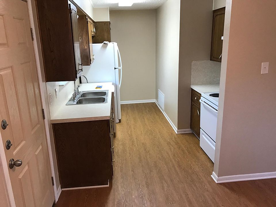 1st image of 3701 Robinhood Dr APT 14D