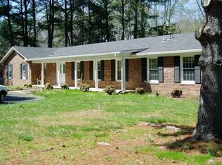 223 Lakewood Dr, Tullahoma, TN 37388