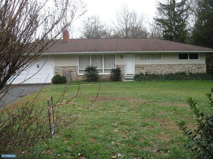 1st image of 2004 Fairblue Ln