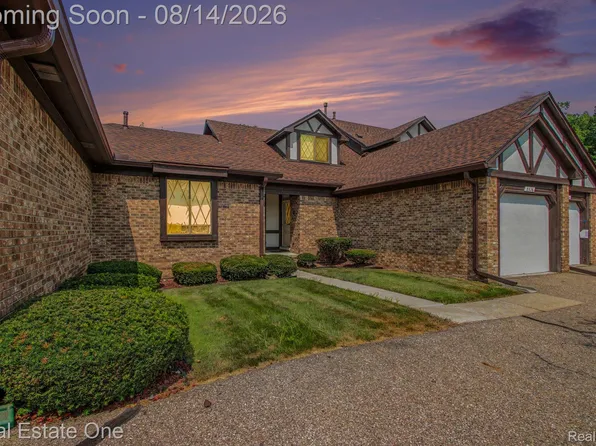 3326 Heritage Pkwy, Dearborn, MI 48124
