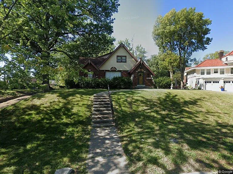 1322 N 20th St — Photo 1