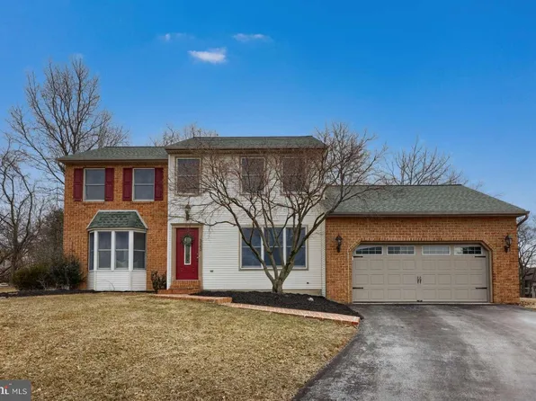 323 Mollie Dr, Harrisburg, PA 17112